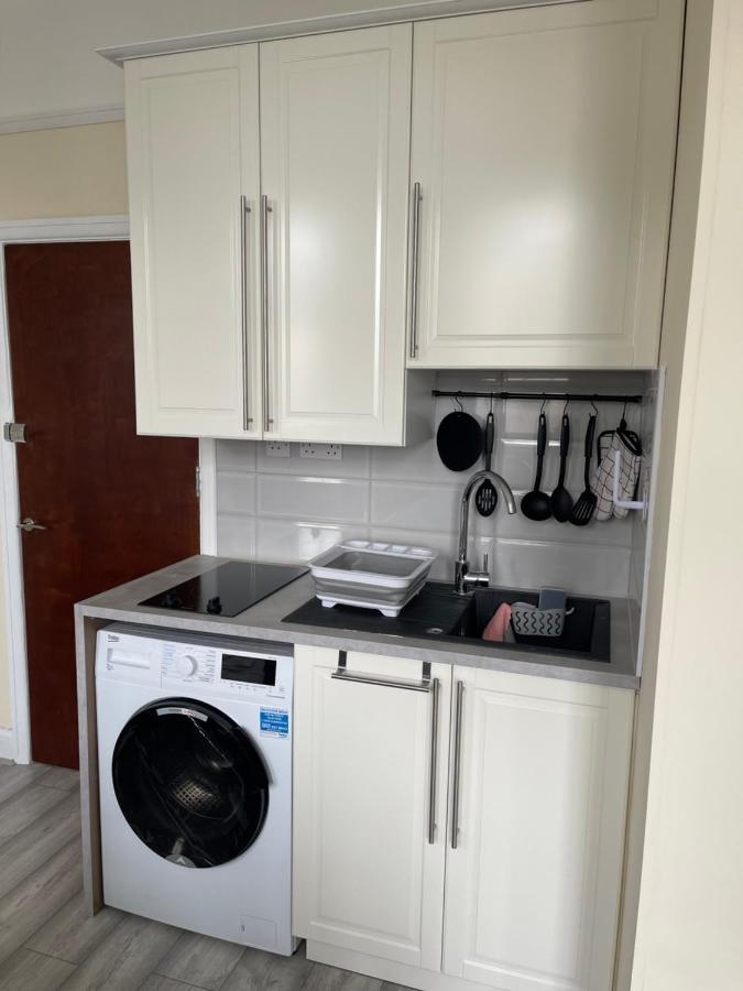 Cosy With Full Facilities.